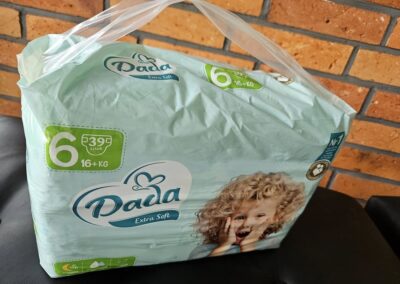 pampersy dziecięce przekazane dla Fundacji Sióstr św. Dominika