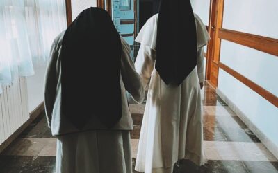 Wsparcie dla sióstr zmagających się z chorobą