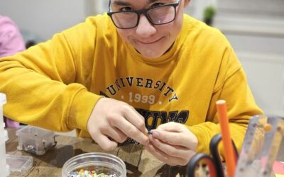 Wsparcie, akceptacja i współpraca na zajęciach w Fundacji