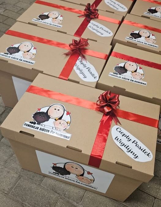 Pakujemy kartony na&nbsp;ciepły posiłek wigilijny