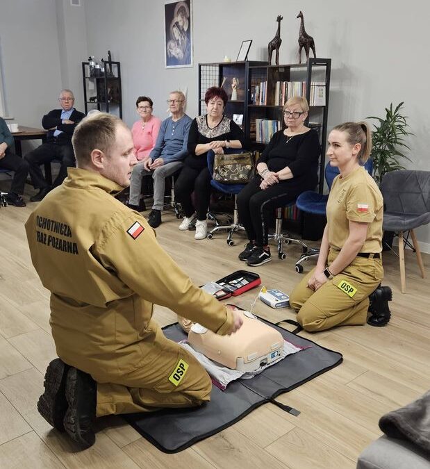 Wiedza i&nbsp;umiejętności, które mogą uratować życie – Seniorzy po&nbsp;szkoleniu